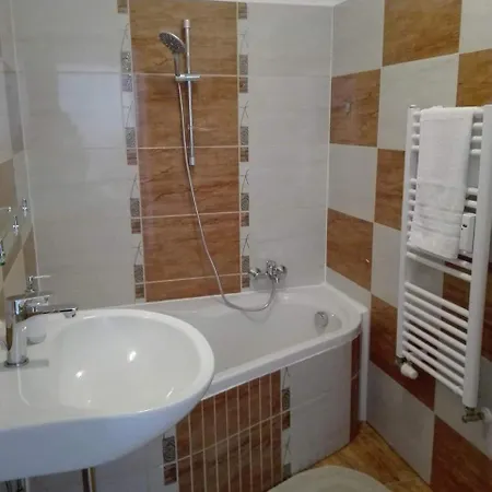 Alisca Ii. Appartement Szekszárd