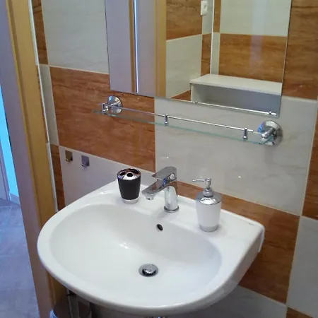 Alisca Ii. Appartement *